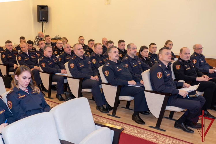 В 2025 году сотрудниками подразделений вневедомственной охраны в Санкт-Петербурге и Ленобласти было пресечено более 380 краж с охраняемых объектов