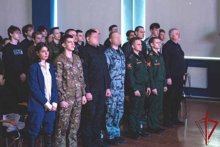 Сотрудники ОМОН «Бастион» Росгвардии провели встречу со студентами университета аэрокосмического приборостроения