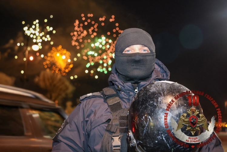 В Санкт-Петербурге подразделения Росгвардии обеспечили правопорядок во время праздничных мероприятий