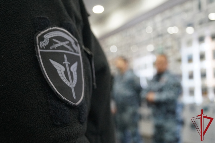 В ОМОН «Бастион» Росгвардии почтили память россиян, исполнявших служебный долг за пределами Отечества
