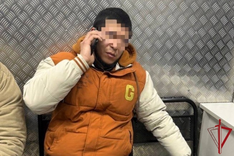В Центральном районе наряд Росгвардии задержал гражданина, подозреваемого в использовании поддельного документа