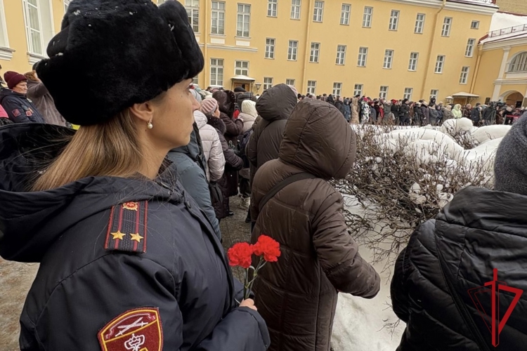 Петербургские росгвардейцы приняли участие в торжественных мероприятиях, посвященных Дню памяти А. С. Пушкина