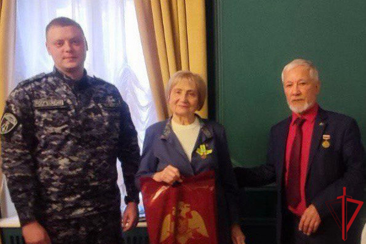 В Санкт-Петербурге и Ленобласти представители Росгвардии приняли участие в мероприятиях, посвященных Дню полного освобождения Ленинграда от фашистской блокады