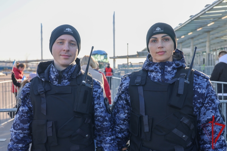 Сотрудники и военнослужащие Росгвардии обеспечили правопорядок во время футбольного матча "Зенит" – "Кайрат"