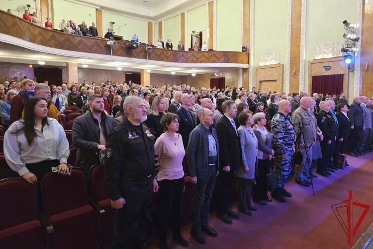 В Санкт-Петербурге состоялся концерт, посвящённый 10-летию Росгвардии и 215-й годовщине войск правопорядка