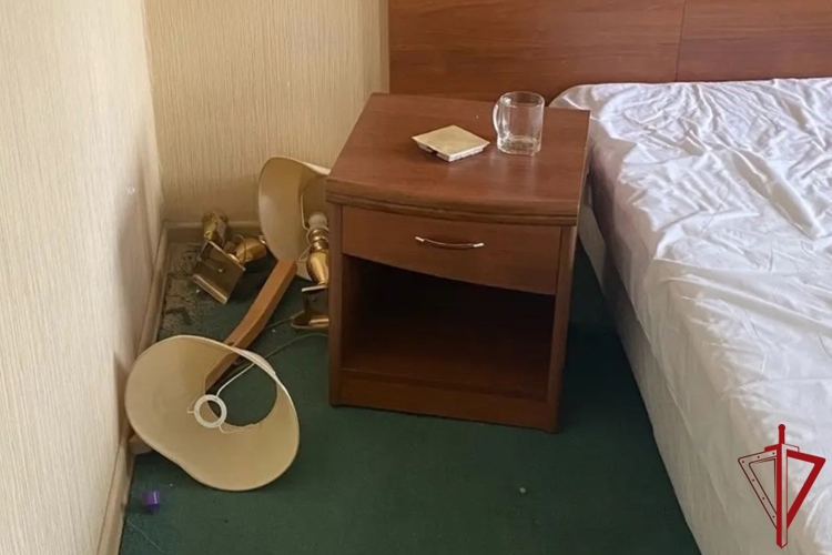 В Красногвардейском районе росгвардейцы задержали дебошира, повредившего имущество гостиницы