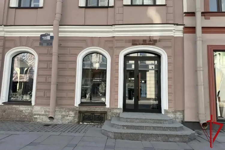 В Центральном районе наряд Росгвардии задержал правонарушителя, похитившего полушубок стоимостью 1,4 млн рублей