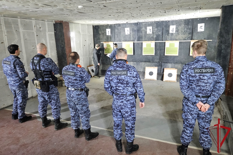 В региональном Управлении вневедомственной охраны войск национальной гвардии РФ прошёл чемпионат по стрельбе