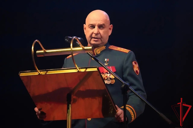 В Санкт-Петербурге для росгвардейцев и членов их семей состоялся праздничный концерт, посвящённый 10-летию Росгвардии и 215-й годовщине войск правопорядка