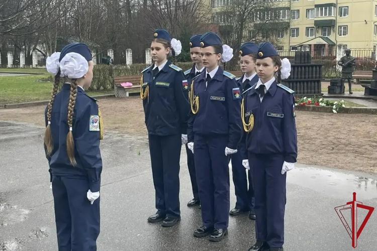 В Санкт-Петербурге представители Росгвардии осуществили судейство смотра-конкурса почетных караулов