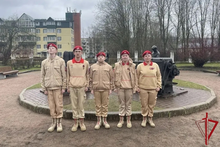 В Санкт-Петербурге представители Росгвардии осуществили судейство смотра-конкурса почетных караулов