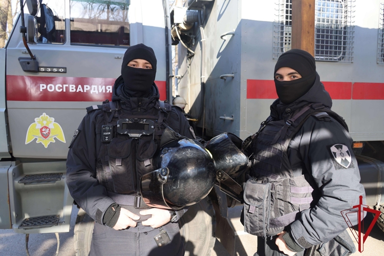 В Санкт-Петербурге подразделения Росгвардии обеспечили правопорядок во время футбольного матча «Зенит» – «Краснодар»