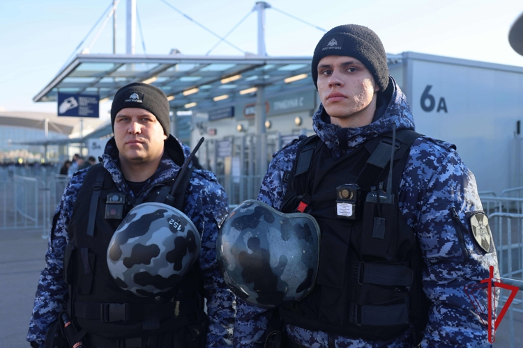 В Санкт-Петербурге подразделения Росгвардии обеспечили правопорядок во время футбольного матча «Зенит» – «Краснодар»