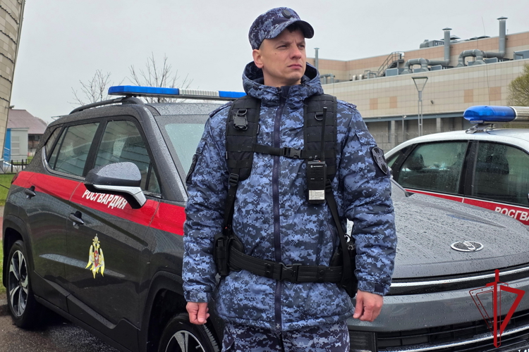 Подразделения Росгвардии обеспечили правопорядок при проведении футбольного матча "Зенит" - "Ахмат"