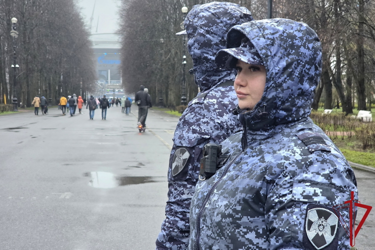 Подразделения Росгвардии обеспечили правопорядок при проведении футбольного матча "Зенит" - "Ахмат"