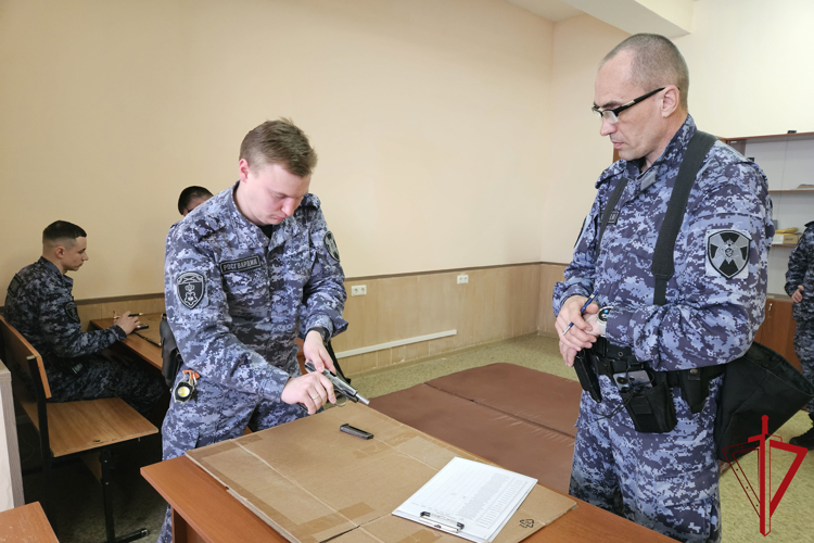Итоги II этапа конкурса «Лучший по профессии» среди сотрудников групп задержания вневедомственной охраны Санкт-Петербурга и Ленинградской области