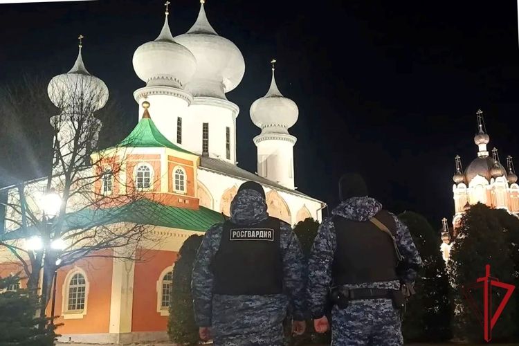 Сотрудники Росгвардии обеспечили правопорядок на мероприятиях, посвященных празднику Светлого Христова Воскресения