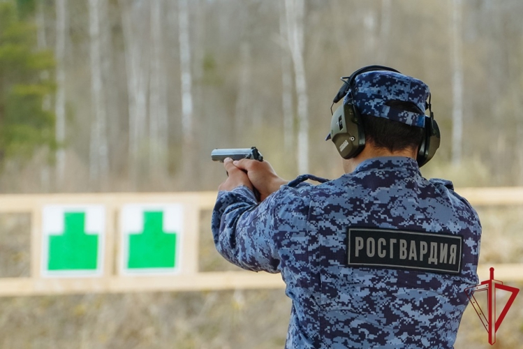 Сотрудники ГУ Росгвардии приняли участие в чемпионате Северо-Западного округа Росгвардии по стрельбе из боевого ручного стрелкового оружия