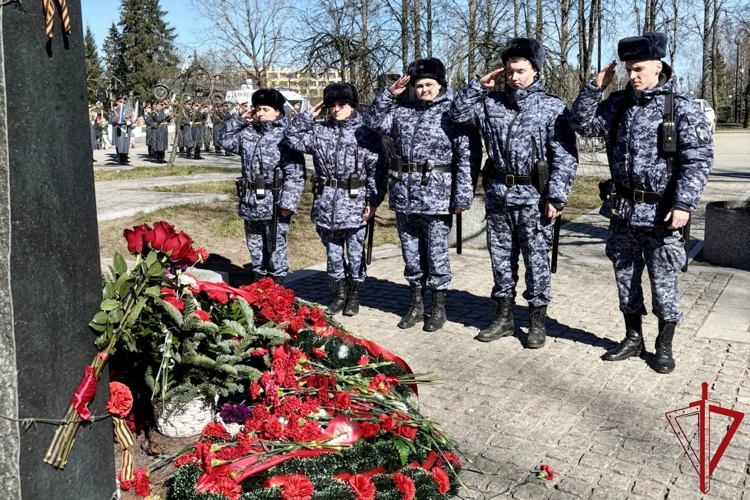 Сотрудники Росгвардии почтили память узников фашистских концлагерей