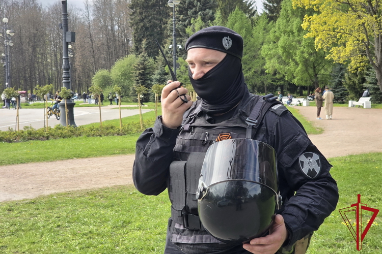 В Санкт-Петербурге подразделения Росгвардии обеспечили правопорядок во время футбольного матча "Зенит" – "Сочи"
