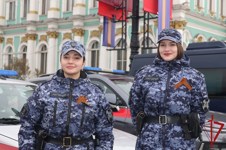В Санкт-Петербурге и Ленобласти личный состав Росгвардии обеспечил правопорядок и безопасность во время первомайских мероприятий