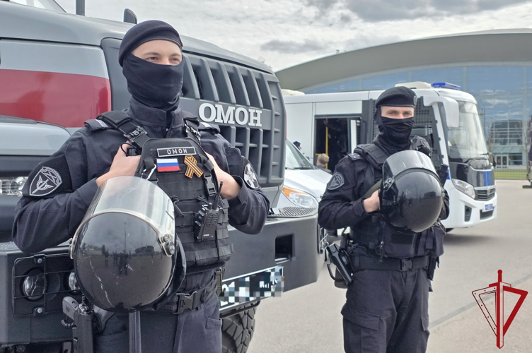 В Санкт-Петербурге подразделения Росгвардии обеспечили правопорядок во время футбольного матча "Зенит" – "Сочи"