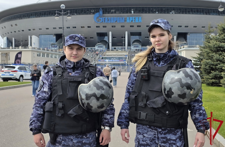 В Санкт-Петербурге подразделения Росгвардии обеспечили правопорядок во время футбольного матча "Зенит" – "Сочи"