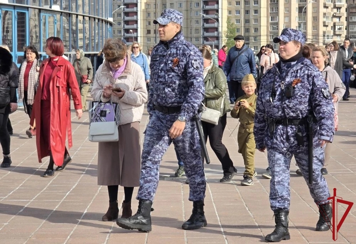 Сотрудники Росгвардии обеспечили безопасность во время праздничного концерта ко Дню Победы