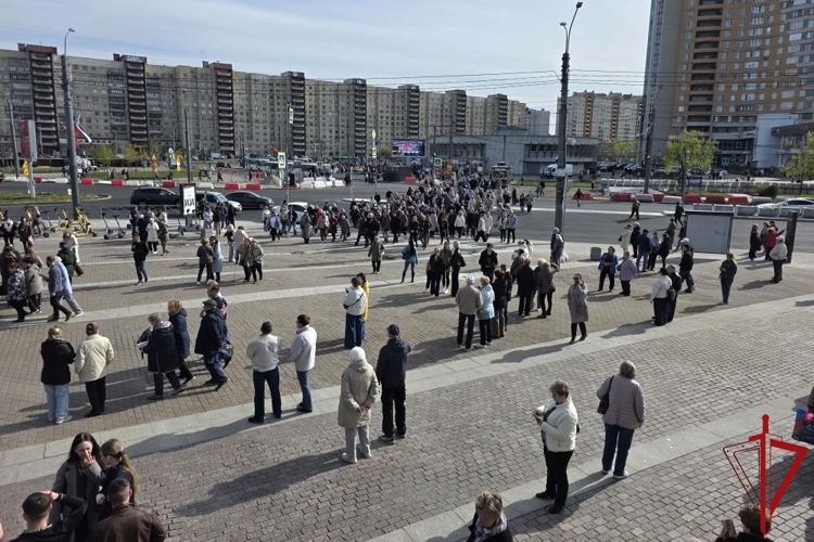 Сотрудники Росгвардии обеспечили безопасность во время праздничного концерта ко Дню Победы