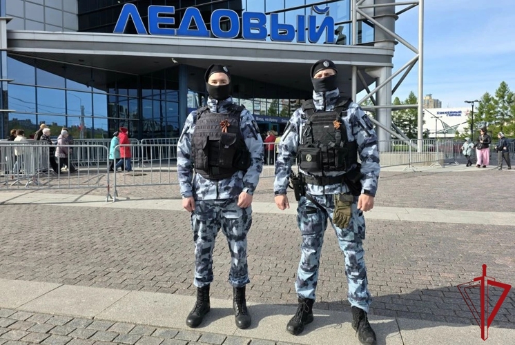 Сотрудники Росгвардии обеспечили безопасность во время праздничного концерта ко Дню Победы