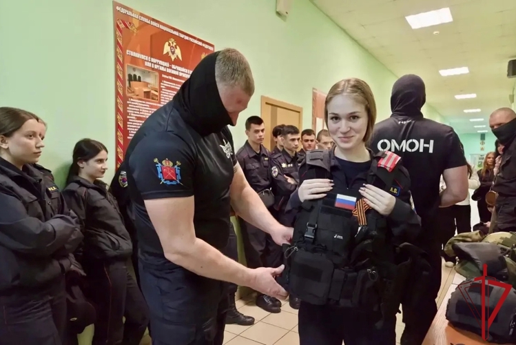 Сотрудники ОМОН «Бастион» провели тактико-специальные занятия с будущими правозащитниками
