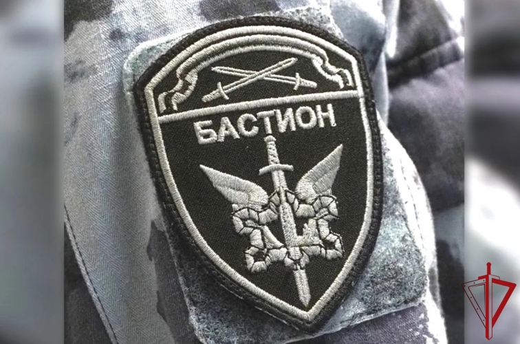 При содействии ОМОН Росгвардии задержаны подозреваемые в мошеннических действиях