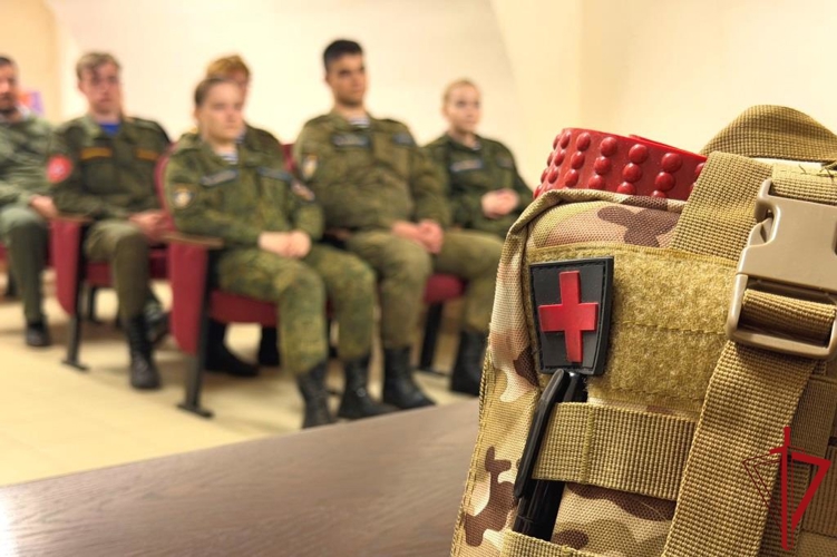 Сотрудники СОБР «Гранит» провели очередное тактико-специальное занятие для будущих защитников Отечества