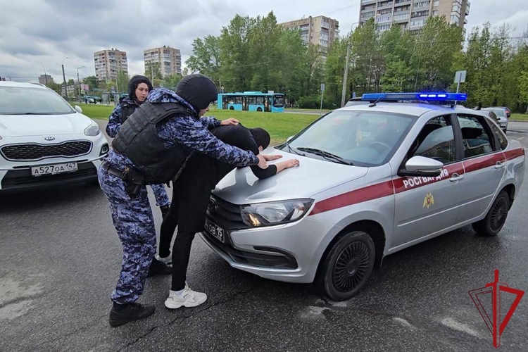 Росгвардейцы провели занятия по задержанию преступников на охраняемом объекте