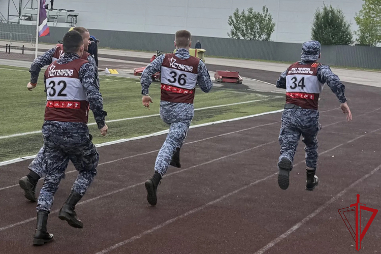 Чемпионат по военно-прикладному спорту прошёл среди подразделений вневедомственной охраны Санкт-Петербурга и Ленобласти