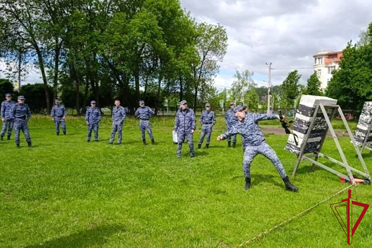 Чемпионат по военно-прикладному спорту прошёл среди подразделений вневедомственной охраны Санкт-Петербурга и Ленобласти
