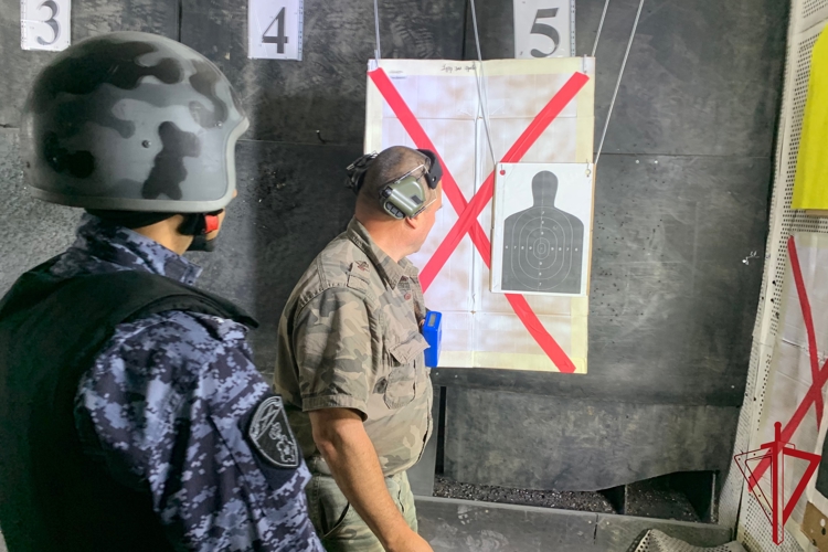 В региональном Управлении вневедомственной охраны прошел открытый чемпионат по стрельбе из боевого ручного стрелкового оружия
