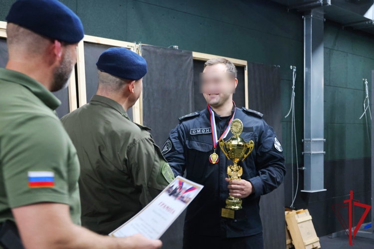 В СОБР «Гранит» Росгвардии прошли соревнования по стрельбе из боевого оружия памяти лейтенанта милиции В.Нестерова