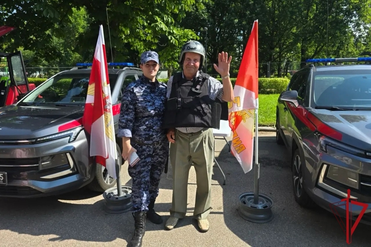 В Петербурге представители Росгвардии приняли участие в мероприятиях по популяризации службы