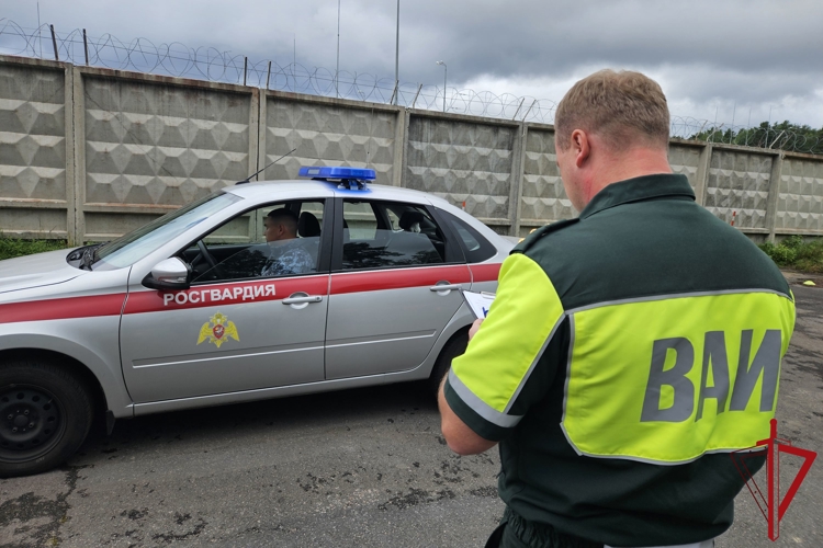 В Санкт-Петербурге прошел окружной этап ежегодного Всероссийского конкурса профессионального мастерства среди сотрудников вневедомственной охраны Росгвардии
