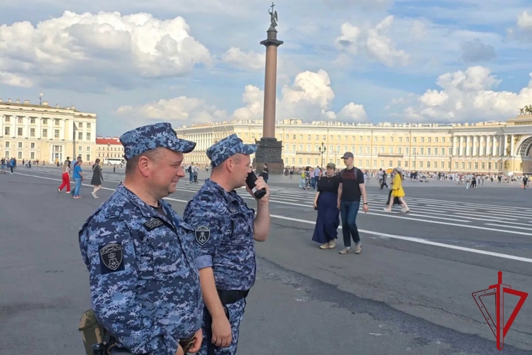 В День ВМФ росгвардейцы обеспечили безопасность праздничных мероприятий в Петербурге и Ленобласти