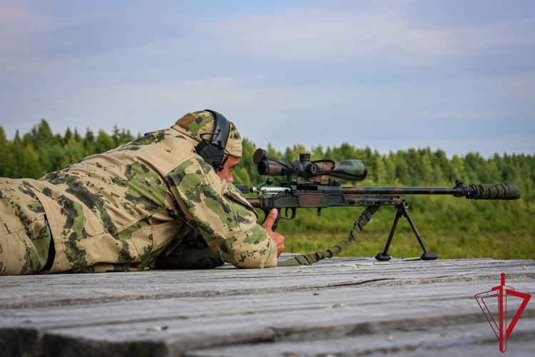 Петербургские росгвардейцы приняли участие в учебных сборах по подготовке снайперов 