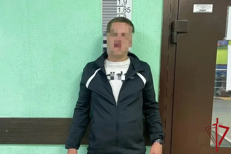 В Центральном районе сотрудники Росгвардии задержали правонарушителей, похитивших игрушки из игрового автомата