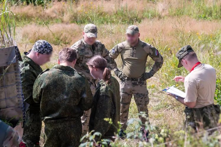 Петербургский ОМОН и Адмиралтейский район продолжают развивают молодежный кадровый резерв