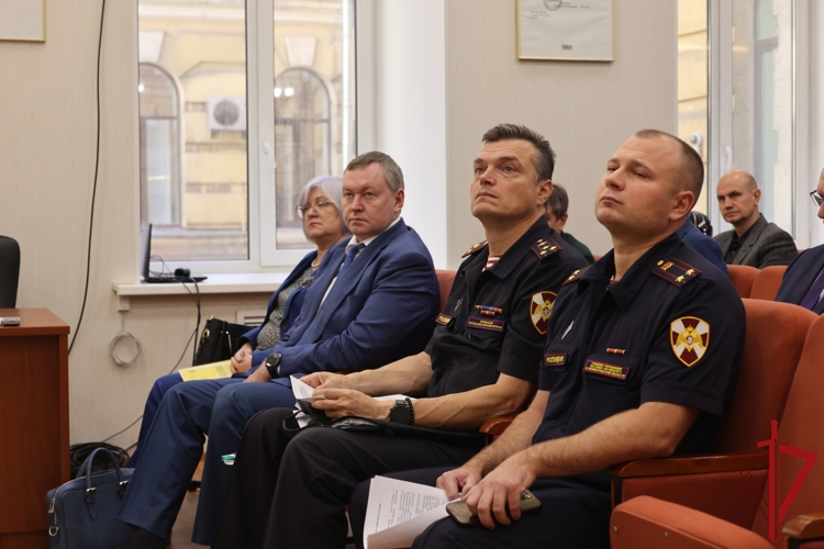 В Центре лицензионно-разрешительной работы ГУ Росгвардии состоялось заседание Координационного совета по вопросам частной охранной деятельности