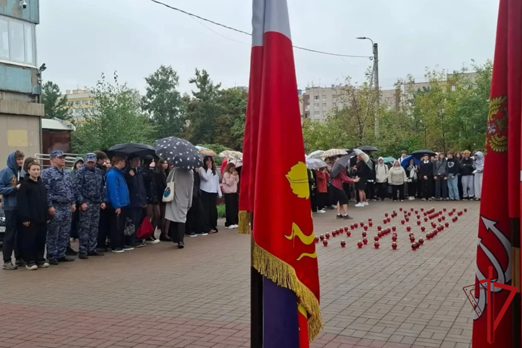 В Петербурге сотрудники Росгвардии приняли участие в мероприятиях, посвященных Дню солидарности в борьбе с терроризмом