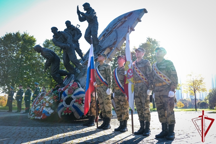 Сотрудники спецподразделений ГУ Росгвардии приняли участие в мероприятии, посвященном Дню сил специального назначения Росгвардии