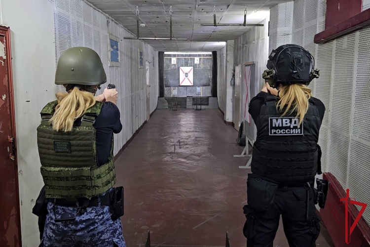 В региональном Управлении вневедомственной охраны прошел открытый чемпионат по стрельбе из боевого ручного стрелкового оружия